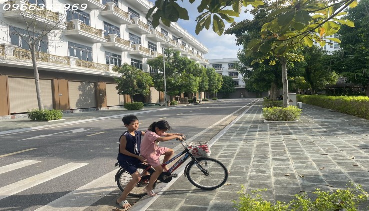 SHOPHUSE 4 TẦNG. VIEW CÔNG VIÊN - KĐT XUÂN HƯNG.BÀN GIAO NHÀ NGAY.  CĐT: 0966 343 969